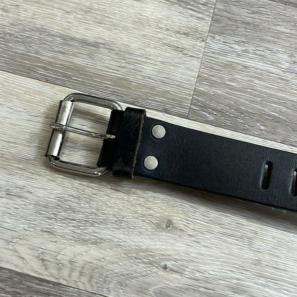 Express leather belt